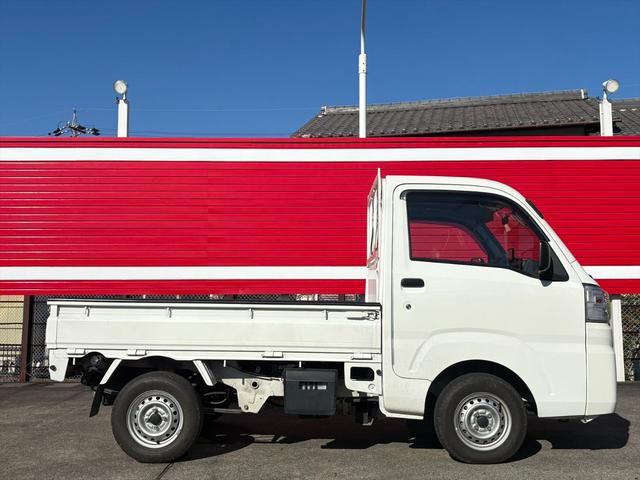 ハイゼットトラック スタンダード 4WD 車検R9年6月26日まで 前後ドラレコ エアコン 純正ドアバイザー 純正フロアラバーマット スペアキー有 AT キーレス パワーウィンドウ(4枚目)