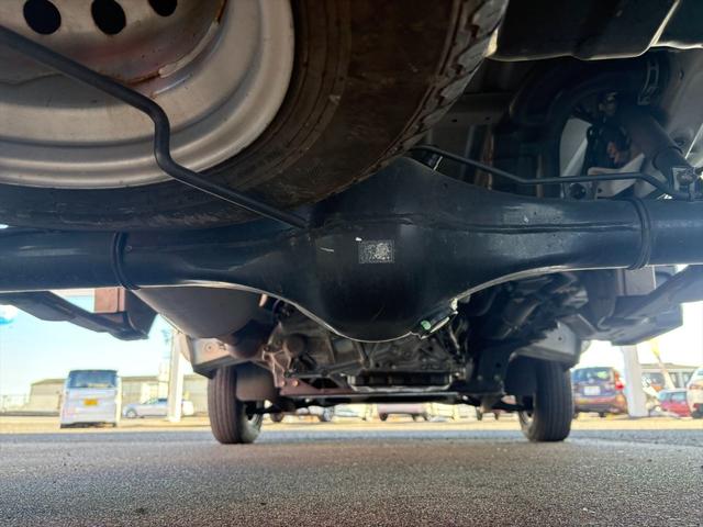 ハイゼットトラック スタンダード 4WD 車検R9年6月26日まで 前後ドラレコ エアコン 純正ドアバイザー 純正フロアラバーマット スペアキー有 AT キーレス パワーウィンドウ(27枚目)