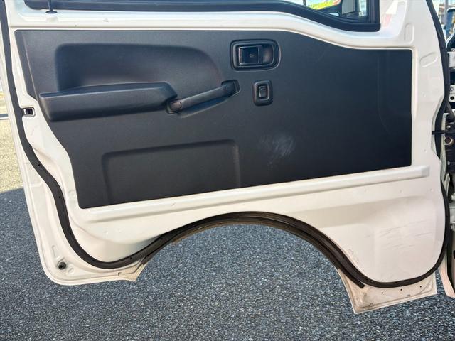 ハイゼットトラック スタンダード 4WD 車検R9年6月26日まで 前後ドラレコ エアコン 純正ドアバイザー 純正フロアラバーマット スペアキー有 AT キーレス パワーウィンドウ(46枚目)