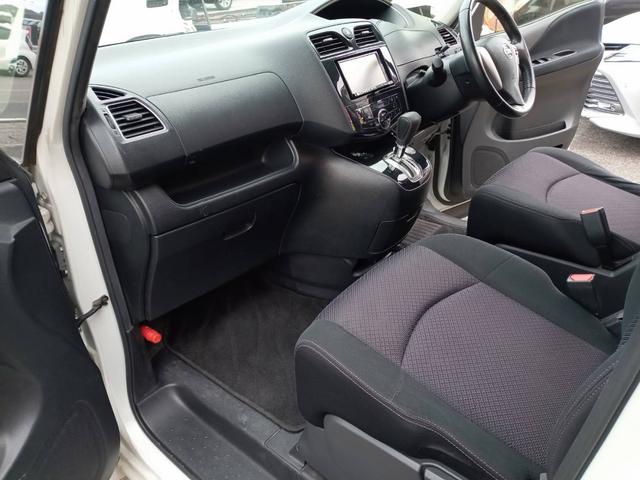 セレナ ハイウェイスター Vセレクション 両側パワースライド スマートキー プッシュスタート 社外HDDナビ フルセグ BTオーディオ バックカメラ ETC(13枚目)