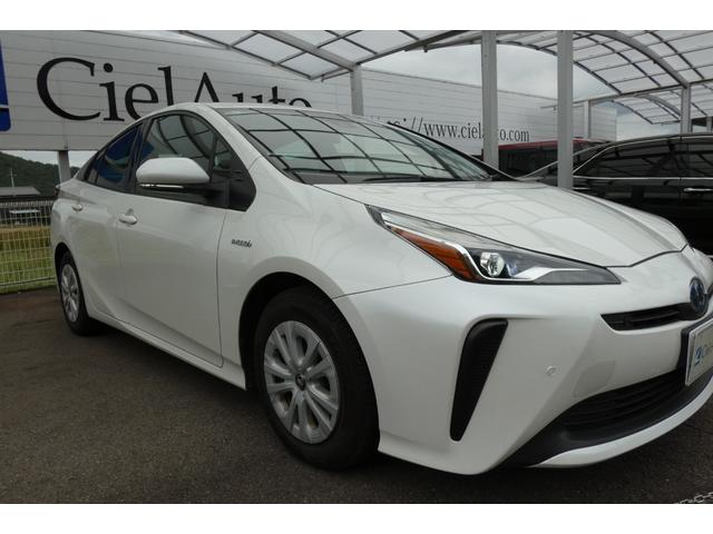 プリウス Ｓ　後期型　オートクルーズ　プリクラシュセーフティ　クリアランスソナー　パーキングサポートブレーキ　ふらつき検知機能　オートＨｉビームＢｌｕｅｔｏｏｔｈ　イクリプスナビ　ＤＶＤ再生　バックカメラ　ＥＴＣ（4枚目）