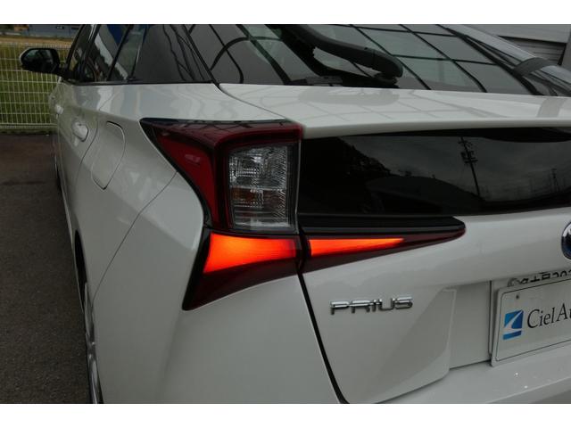 プリウス Ｓ　後期型　オートクルーズ　プリクラシュセーフティ　クリアランスソナー　パーキングサポートブレーキ　ふらつき検知機能　オートＨｉビームＢｌｕｅｔｏｏｔｈ　イクリプスナビ　ＤＶＤ再生　バックカメラ　ＥＴＣ（17枚目）