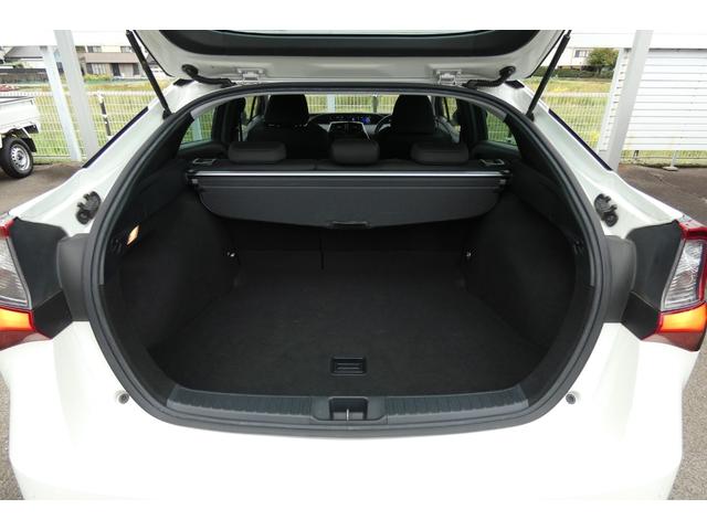 プリウス Ｓ　後期型　オートクルーズ　プリクラシュセーフティ　クリアランスソナー　パーキングサポートブレーキ　ふらつき検知機能　オートＨｉビームＢｌｕｅｔｏｏｔｈ　イクリプスナビ　ＤＶＤ再生　バックカメラ　ＥＴＣ（26枚目）