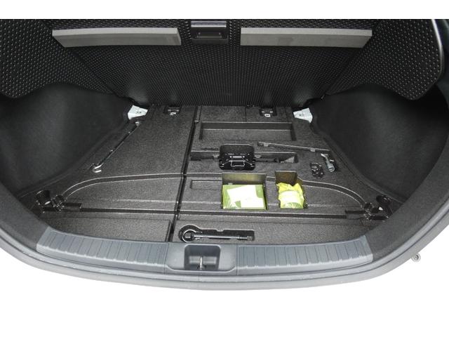 プリウス Ｓ　後期型　オートクルーズ　プリクラシュセーフティ　クリアランスソナー　パーキングサポートブレーキ　ふらつき検知機能　オートＨｉビームＢｌｕｅｔｏｏｔｈ　イクリプスナビ　ＤＶＤ再生　バックカメラ　ＥＴＣ（27枚目）