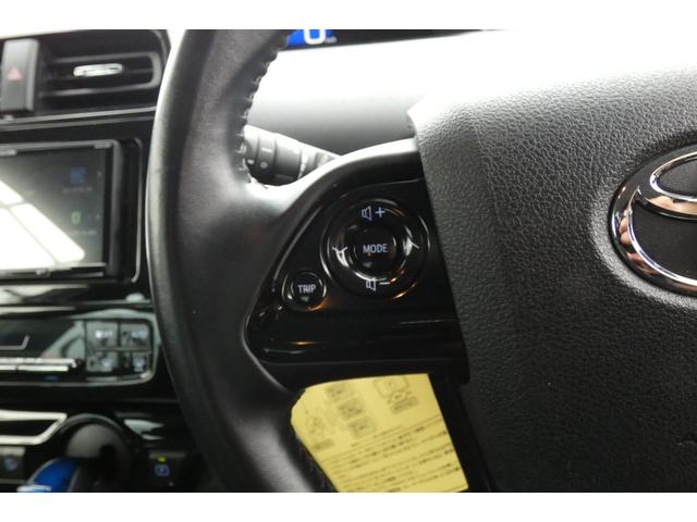 プリウス Ｓ　後期型　オートクルーズ　プリクラシュセーフティ　クリアランスソナー　パーキングサポートブレーキ　ふらつき検知機能　オートＨｉビームＢｌｕｅｔｏｏｔｈ　イクリプスナビ　ＤＶＤ再生　バックカメラ　ＥＴＣ（35枚目）