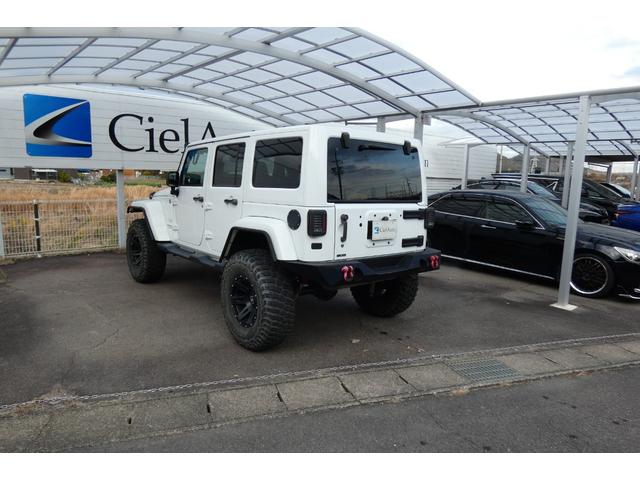 ジープ・ラングラーアンリミテッド サハラ　切替４ＷＤ　ＲＡＮＣＨＯリフトアップ　１７インチＡＷ　ＬＥＤヘッド　オートクルーズ　ｃａｒｒｏｚｅｒｉａナビ　ＤＶＤ再生　フルセグ　Ｂｌｕｅｔｏｏｔｈ　ＥＴＣ　フロント・サイド・バックカメラ（10枚目）