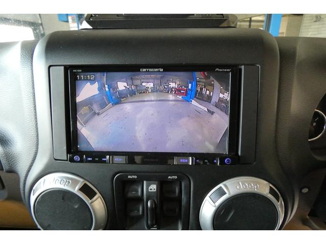 ジープ・ラングラーアンリミテッド サハラ　切替４ＷＤ　ＲＡＮＣＨＯリフトアップ　１７インチＡＷ　ＬＥＤヘッド　オートクルーズ　ｃａｒｒｏｚｅｒｉａナビ　ＤＶＤ再生　フルセグ　Ｂｌｕｅｔｏｏｔｈ　ＥＴＣ　フロント・サイド・バックカメラ（40枚目）