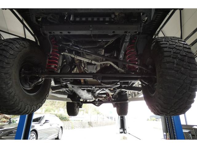 ジープ・ラングラーアンリミテッド サハラ　切替４ＷＤ　ＲＡＮＣＨＯリフトアップ　１７インチＡＷ　ＬＥＤヘッド　オートクルーズ　ｃａｒｒｏｚｅｒｉａナビ　ＤＶＤ再生　フルセグ　Ｂｌｕｅｔｏｏｔｈ　ＥＴＣ　フロント・サイド・バックカメラ（52枚目）