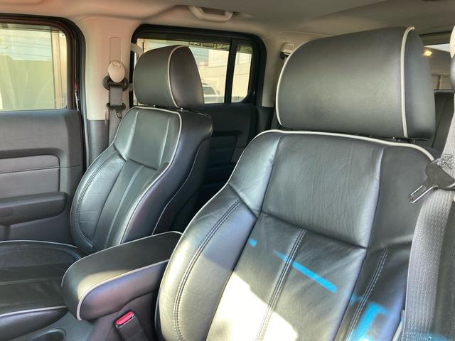 ハマーＨ３ 　タイプＧ　ディーラー車　４ＷＤ　左ハンドル　社外ナビ　Ｂカメラ　ＴＶ　ＥＴＣ　レザーシート　パワーシート　サンルーフ　オートライト　アルミホイール　シートヒーター　ＣＤ　ミュージックプレイヤー接続可（52枚目）