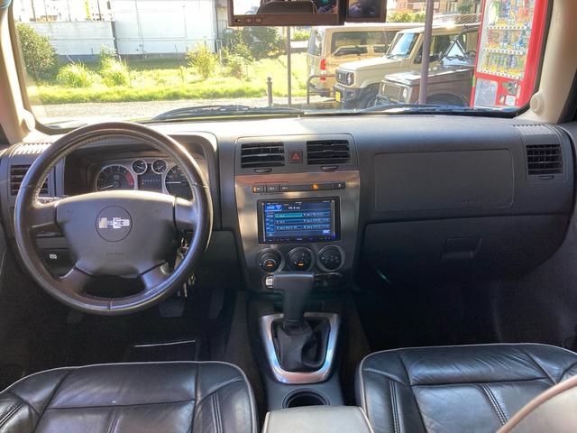 ハマーＨ３ 　タイプＧ　ディーラー車　４ＷＤ　左ハンドル　社外ナビ　Ｂカメラ　ＴＶ　ＥＴＣ　レザーシート　パワーシート　サンルーフ　オートライト　アルミホイール　シートヒーター　ＣＤ　ミュージックプレイヤー接続可（71枚目）