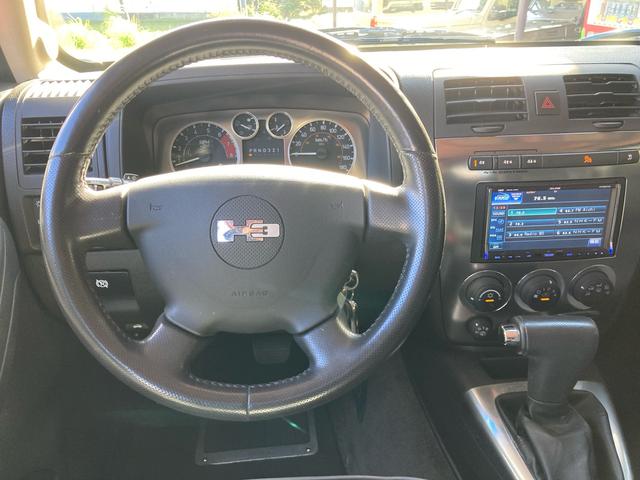 ハマーＨ３ 　タイプＧ　ディーラー車　４ＷＤ　左ハンドル　社外ナビ　Ｂカメラ　ＴＶ　ＥＴＣ　レザーシート　パワーシート　サンルーフ　オートライト　アルミホイール　シートヒーター　ＣＤ　ミュージックプレイヤー接続可（72枚目）
