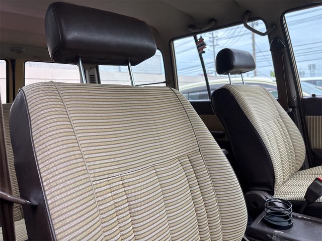 ランドクルーザー６０ 　４ＷＤ　ＭＴ　ＣＤ　ＵＳＢ　エアコン（51枚目）