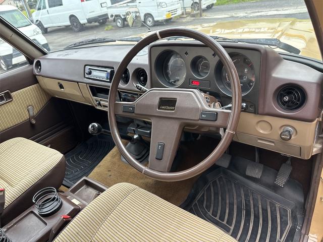 ランドクルーザー６０ 　４ＷＤ　ＭＴ　ＣＤ　ＵＳＢ　エアコン（60枚目）