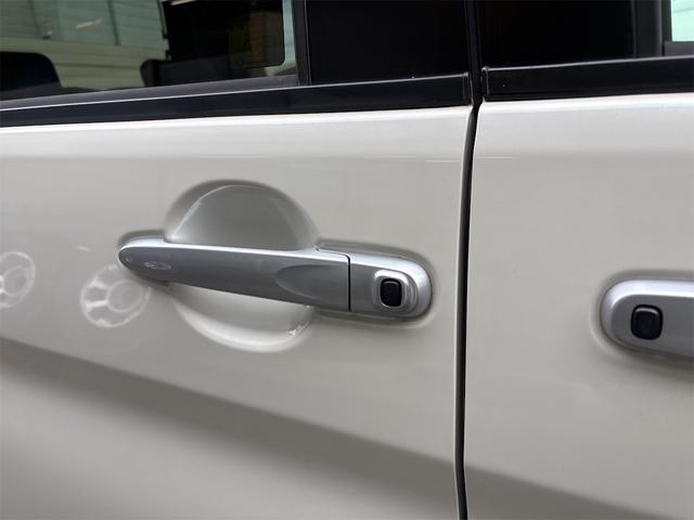 タント カスタムＲＳ　トップエディションＳＡＩＩ　ドライブレコーダー　ＥＴＣ　バックカメラ　両側電動スライドドア　ナビ　ＴＶ　クリアランスソナー　衝突被害軽減システム　オートライト　ＬＥＤヘッドランプ　スマートキー　アイドリングストップ（17枚目）