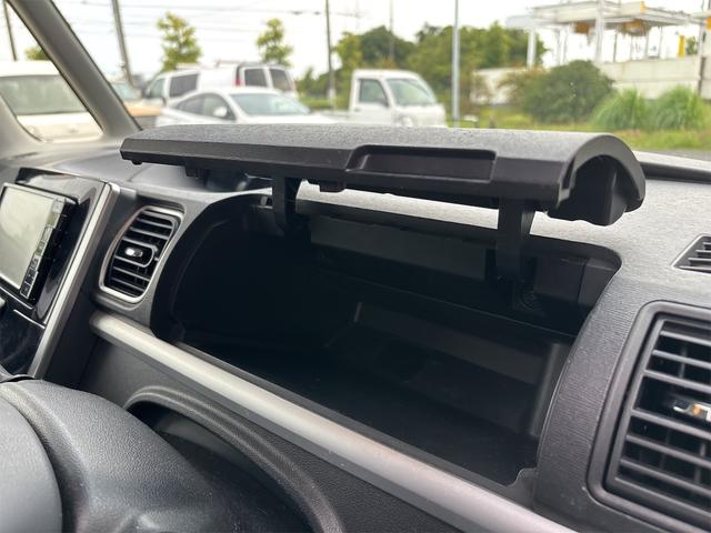 タント カスタムＲＳ　トップエディションＳＡＩＩ　ドライブレコーダー　ＥＴＣ　バックカメラ　両側電動スライドドア　ナビ　ＴＶ　クリアランスソナー　衝突被害軽減システム　オートライト　ＬＥＤヘッドランプ　スマートキー　アイドリングストップ（52枚目）