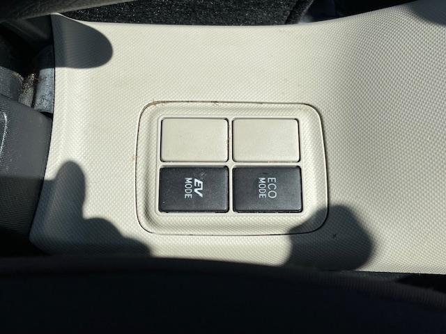 アクア Ｇ　１０インチディスプレイオーディオ　スカイキャスト　アップルカープレイ　アンドロイドオート　Ｂｌｕｅｔｏｏｔｈ　バックカメラ　ＥＴＣ　アルミホイール　スマートキー　オートライト　スモークフィルム（21枚目）