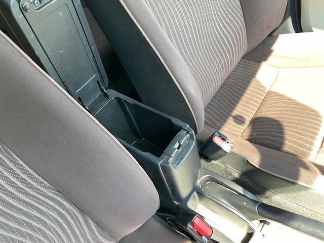 アクア Ｇ　１０インチディスプレイオーディオ　スカイキャスト　アップルカープレイ　アンドロイドオート　Ｂｌｕｅｔｏｏｔｈ　バックカメラ　ＥＴＣ　アルミホイール　スマートキー　オートライト　スモークフィルム（26枚目）