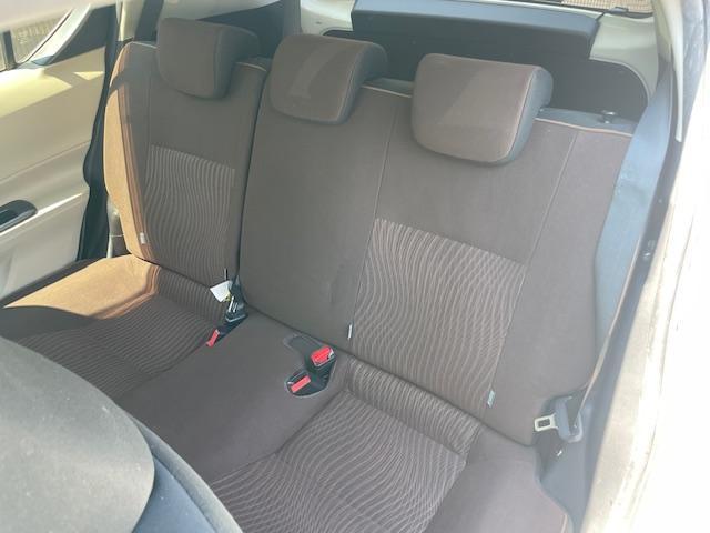 アクア Ｇ　１０インチディスプレイオーディオ　スカイキャスト　アップルカープレイ　アンドロイドオート　Ｂｌｕｅｔｏｏｔｈ　バックカメラ　ＥＴＣ　アルミホイール　スマートキー　オートライト　スモークフィルム（32枚目）