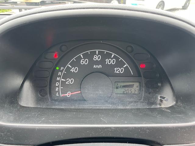 キャリイトラック ＫＣエアコン・パワステ　パートタイム４ＷＤ　オートマ　アルミホイール　ＡＭ／ＦＭラジオ　エアコン　パワーステアリング（13枚目）