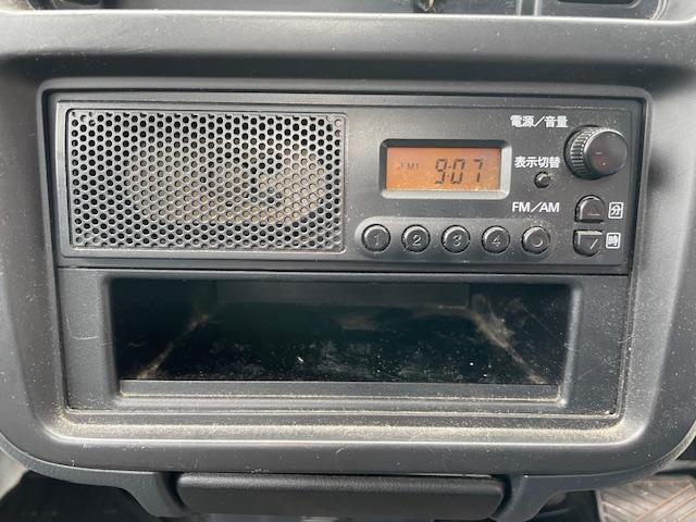 キャリイトラック ＫＣエアコン・パワステ　パートタイム４ＷＤ　オートマ　アルミホイール　ＡＭ／ＦＭラジオ　エアコン　パワーステアリング（15枚目）