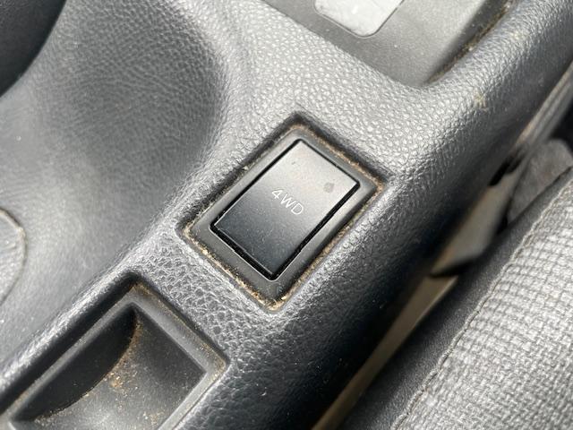 キャリイトラック ＫＣエアコン・パワステ　パートタイム４ＷＤ　オートマ　アルミホイール　ＡＭ／ＦＭラジオ　エアコン　パワーステアリング（17枚目）