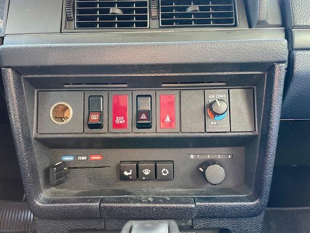 ２４０ 　ＧＬ　　左ハンドル　セダン　カリフォルニアスタイル　バックカメラ　ドライブレコーダー　メッキモール（17枚目）