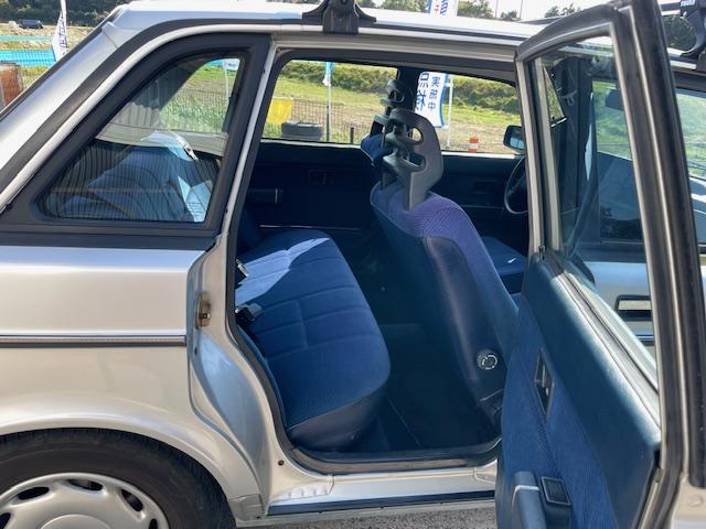 ２４０ 　ＧＬ　　左ハンドル　セダン　カリフォルニアスタイル　バックカメラ　ドライブレコーダー　メッキモール（26枚目）