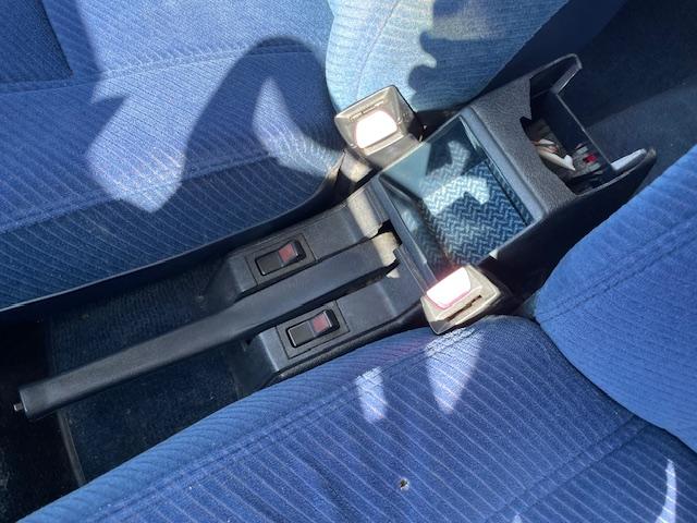 ２４０ 　ＧＬ　　左ハンドル　セダン　カリフォルニアスタイル　バックカメラ　ドライブレコーダー　メッキモール（27枚目）