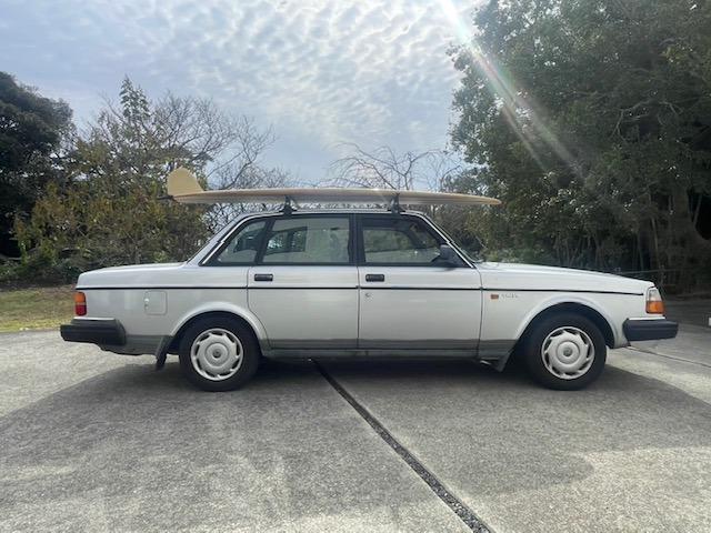 ２４０ 　ＧＬ　　左ハンドル　セダン　カリフォルニアスタイル　バックカメラ　ドライブレコーダー　メッキモール（45枚目）