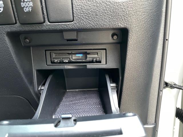 ヴェルファイア ２．５Ｚ　Ｇエディション　ブリッツ車高調　カールソン２０インチアルミホイール　ブリッツブレーキキャリパー　フロントハーフスポイラー　アルパイン１１型ナビ　１２．８インチ後席フリップダウンモニター　ＥＴＣ　両側電動スライドドア（27枚目）