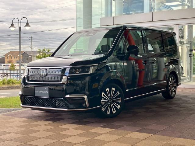 ステップワゴン  新車未登録 ディーラーオプション(11インチナビ 10インチリア席モニター LEDフォグ) マルチビューカメラシステム パワーテールゲート トリプルゾーンコントロールフルオートエアコンディショナー(5枚目)