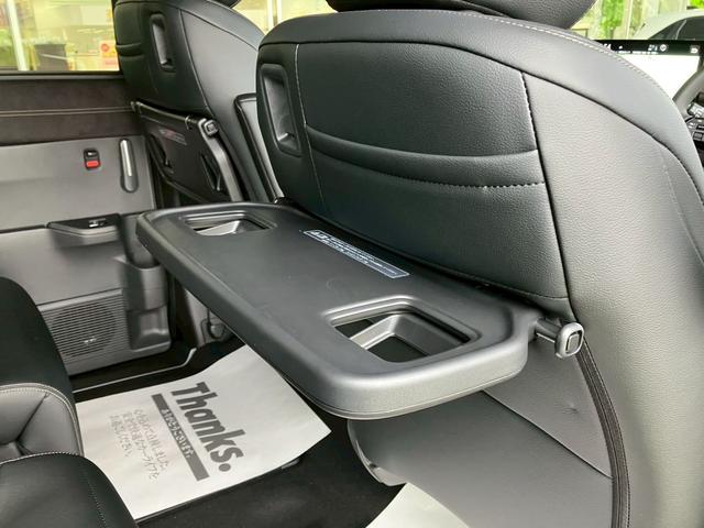 ステップワゴン  新車未登録 ディーラーオプション(11インチナビ 10インチリア席モニター LEDフォグ) マルチビューカメラシステム パワーテールゲート トリプルゾーンコントロールフルオートエアコンディショナー(29枚目)