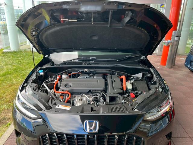 ZR-V e:HEV Z特別仕様車ブラックスタイル BLACK STYLE専用装備 マルチビューカメラシステム BOSEプレミアムサウンドシステム 18インチアルミホイール(12枚目)