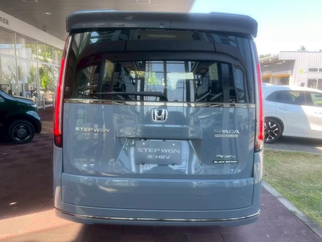 ステップワゴン eHEVスパーダプレミアムラインブラックエディション 純正11.4インチナビ装着 純正ETC装着 マルチビューカメラシステム パワーテールゲート(メモリー機能付 トリプルゾーンコントロールフルオートエアコンディショナー(3枚目)
