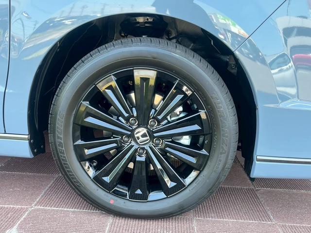 ステップワゴン eHEVスパーダプレミアムラインブラックエディション 純正11.4インチナビ装着 純正ETC装着 マルチビューカメラシステム パワーテールゲート(メモリー機能付 トリプルゾーンコントロールフルオートエアコンディショナー(15枚目)