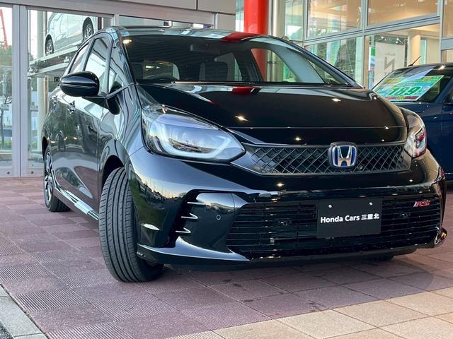 フィット e:HEV RS LEDヘッドライト Honda CONNECT for Gathers ナビ装着用スペシャルパッケージ(2枚目)