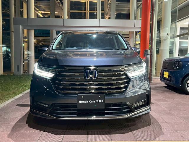 オデッセイハイブリッド ｅ：ＨＥＶアブソルート・ＥＸ　新車未登録　本革シート　１８インチアルミホイール　センターコンソールボックスワイヤレスチャージャートリプルゾーンコントロールフルオートエアコンディショナー（2枚目）