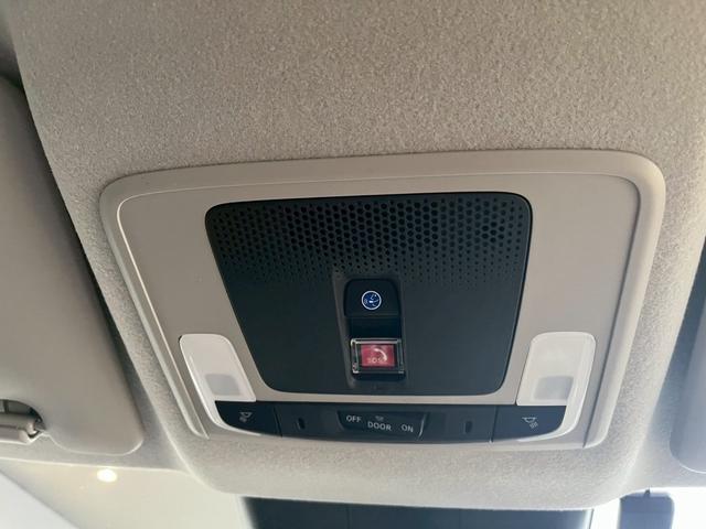 フリード クロスター　新車未登録　純正フロントグリル装着　純正ＥＴＣ装着　純正ボディーサイドモール装着　ＣＲＯＳＳＴＡＲ　ブラインドスポットインフォメーション　１５インチアルミホイール（16枚目）