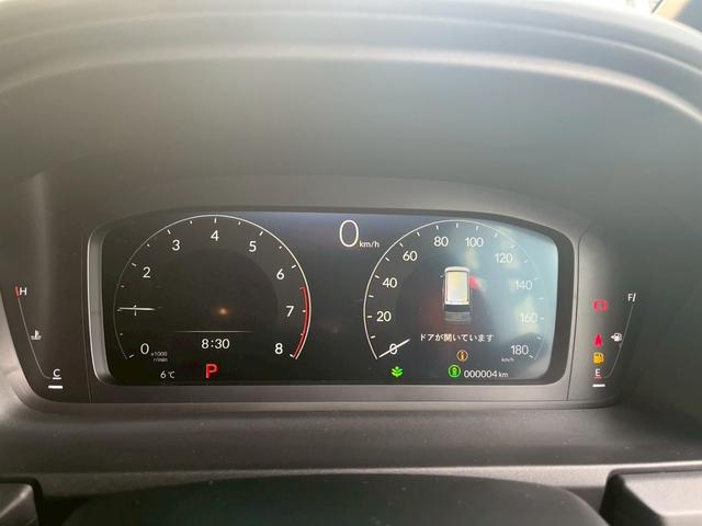 ステップワゴン スパーダ　パワーテールゲート（メモリー機能付）　２列目オットマン　運転席＆助手席シートヒーター　トリプルゾーンコントロールフルオートエアコンディショナー　１６インチアルミホイール（24枚目）