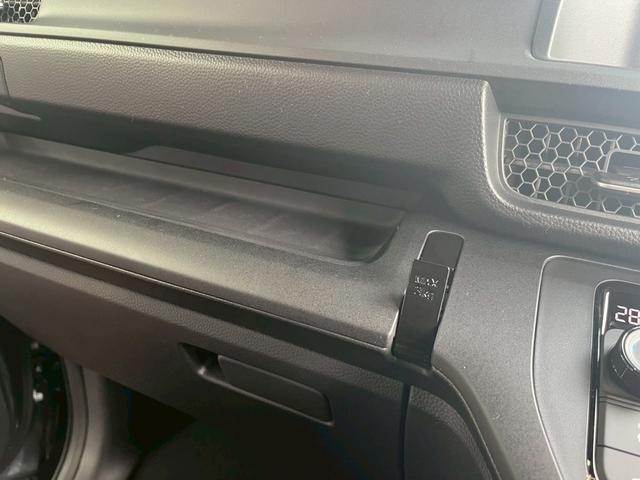 ステップワゴン スパーダ　パワーテールゲート（メモリー機能付）　２列目オットマン　運転席＆助手席シートヒーター　トリプルゾーンコントロールフルオートエアコンディショナー　１６インチアルミホイール（35枚目）