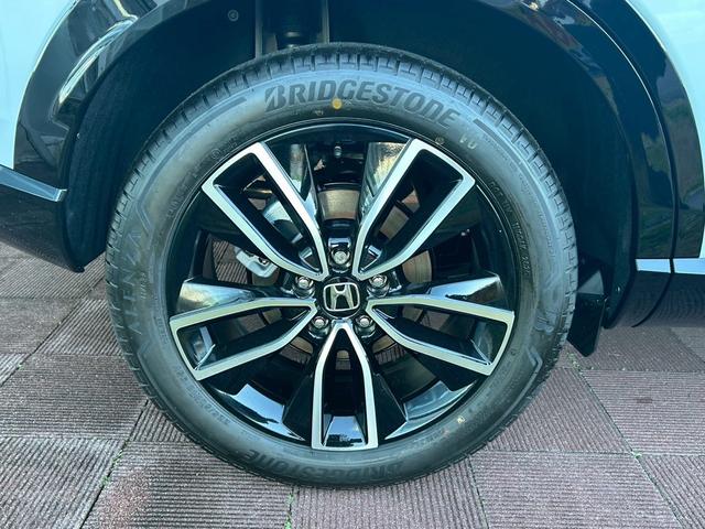 ヴェゼル ｅ：ＨＥＶ　Ｚ　１８インチアルミホイール　Ｈｏｎｄａ　ＣＯＮＮＥＣＴディスプレー　ＥＴＣ２．０　ワイヤレス充電器　運転席助手席シートヒーター（7枚目）