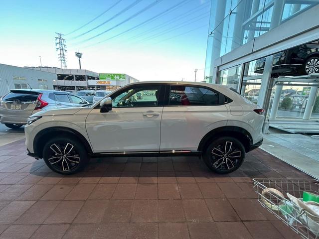 ヴェゼル ｅ：ＨＥＶ　Ｚ　１８インチアルミホイール　Ｈｏｎｄａ　ＣＯＮＮＥＣＴディスプレー　ＥＴＣ２．０　ワイヤレス充電器　運転席助手席シートヒーター（8枚目）