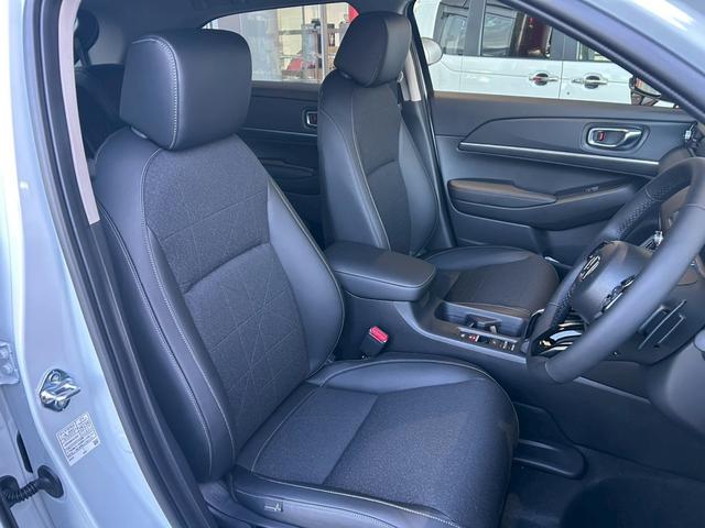 ヴェゼル ｅ：ＨＥＶ　Ｚ　１８インチアルミホイール　Ｈｏｎｄａ　ＣＯＮＮＥＣＴディスプレー　ＥＴＣ２．０　ワイヤレス充電器　運転席助手席シートヒーター（31枚目）