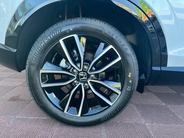 ���C�����ς��̃X�^�b�t�����҂����Ă���܂�