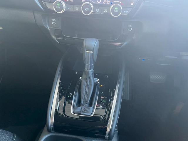 ���C�����ς��̃X�^�b�t�����҂����Ă���܂�