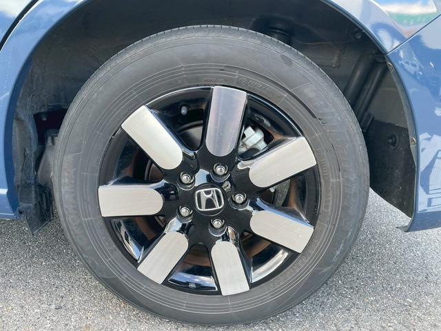 フリード ｅ：ＨＥＶエアー　ＥＸ　当店試乗車　純正１１．４インチコネクトナビ　マルチビューカメラ　ＥＴＣ　リアクーラー　運転席助手席シートヒーター　サイドカーテンエアバック　ホンダセンシング　両側パワースライド（10枚目）