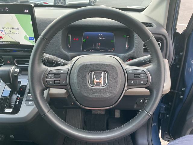 フリード ｅ：ＨＥＶエアー　ＥＸ　当店試乗車　純正１１．４インチコネクトナビ　マルチビューカメラ　ＥＴＣ　リアクーラー　運転席助手席シートヒーター　サイドカーテンエアバック　ホンダセンシング　両側パワースライド（30枚目）