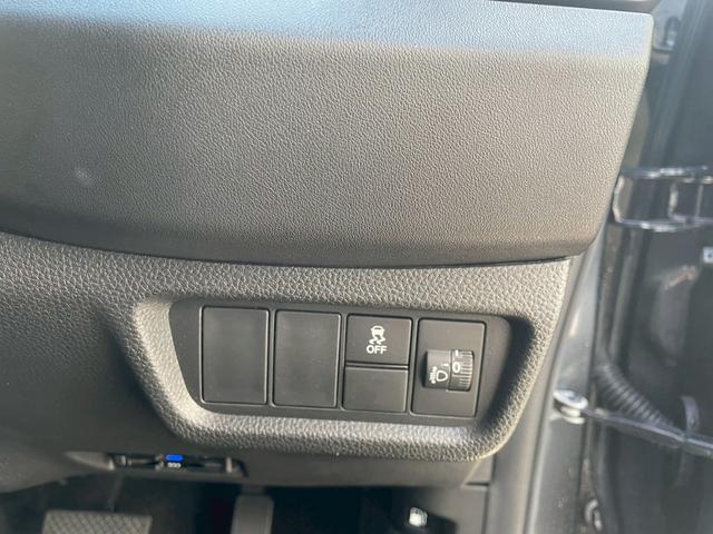 ＷＲ－Ｖ Ｚ＋　当社試乗車　純正９インチナビ装着　純正ＥＴＣ　１．０装着　ホンダセンシング　サイドカーテンエアバック　フルＬＥＤヘッドライト　フルオートエアコン（21枚目）