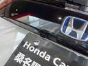 ｅ：ＨＥＶホーム　ブラックスタイル　当店試乗車　ブラックスタイル　８インチディスプレイオーディオ　ＥＴＣ　ホンダセンシング　サイドカーテンエアバックホンダセンシング　１５インチアルミホイール（16枚目）
