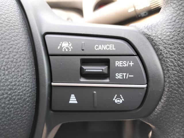 フリード エアー　新車　未登録車　ＥＴＣ　８インチナビ　６人乗り　両側電動スライドドア　ホンダセンシング　ホンダコネクト　ＴＶ視聴可能ナビ　オートライト　リアカメラ　スマートキー　６人乗り　キャプテンシート（28枚目）